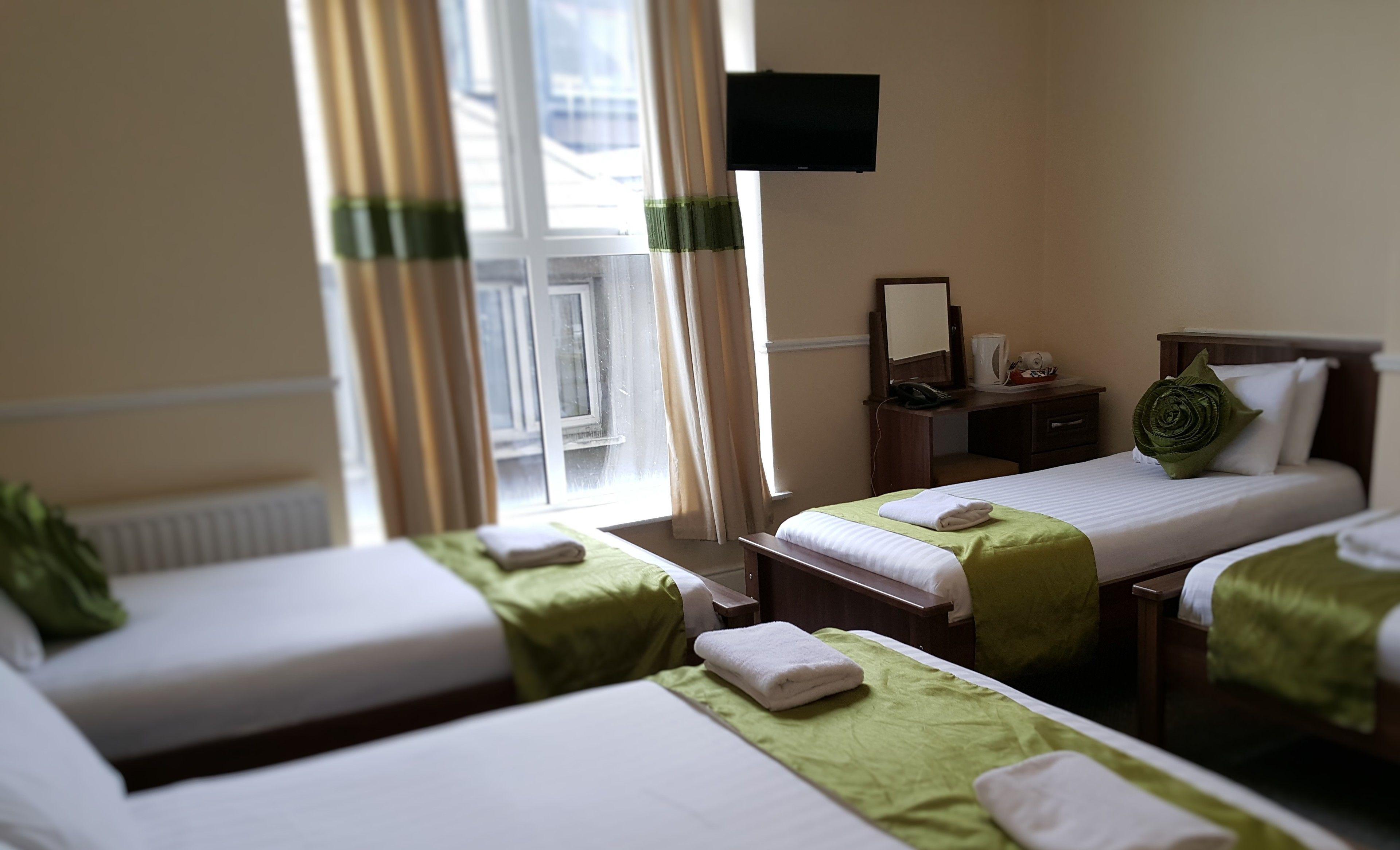 Hazelbrook House B&B - Dublin — Photos 1